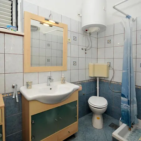 Holiday House Mili Vinišće