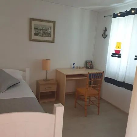 Holiday House Mili Vinišće